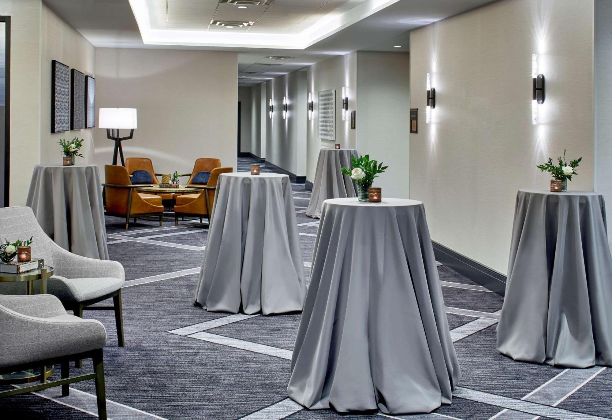 Hotel Cumberland House Knoxville, Tapestry Collection By Hilton