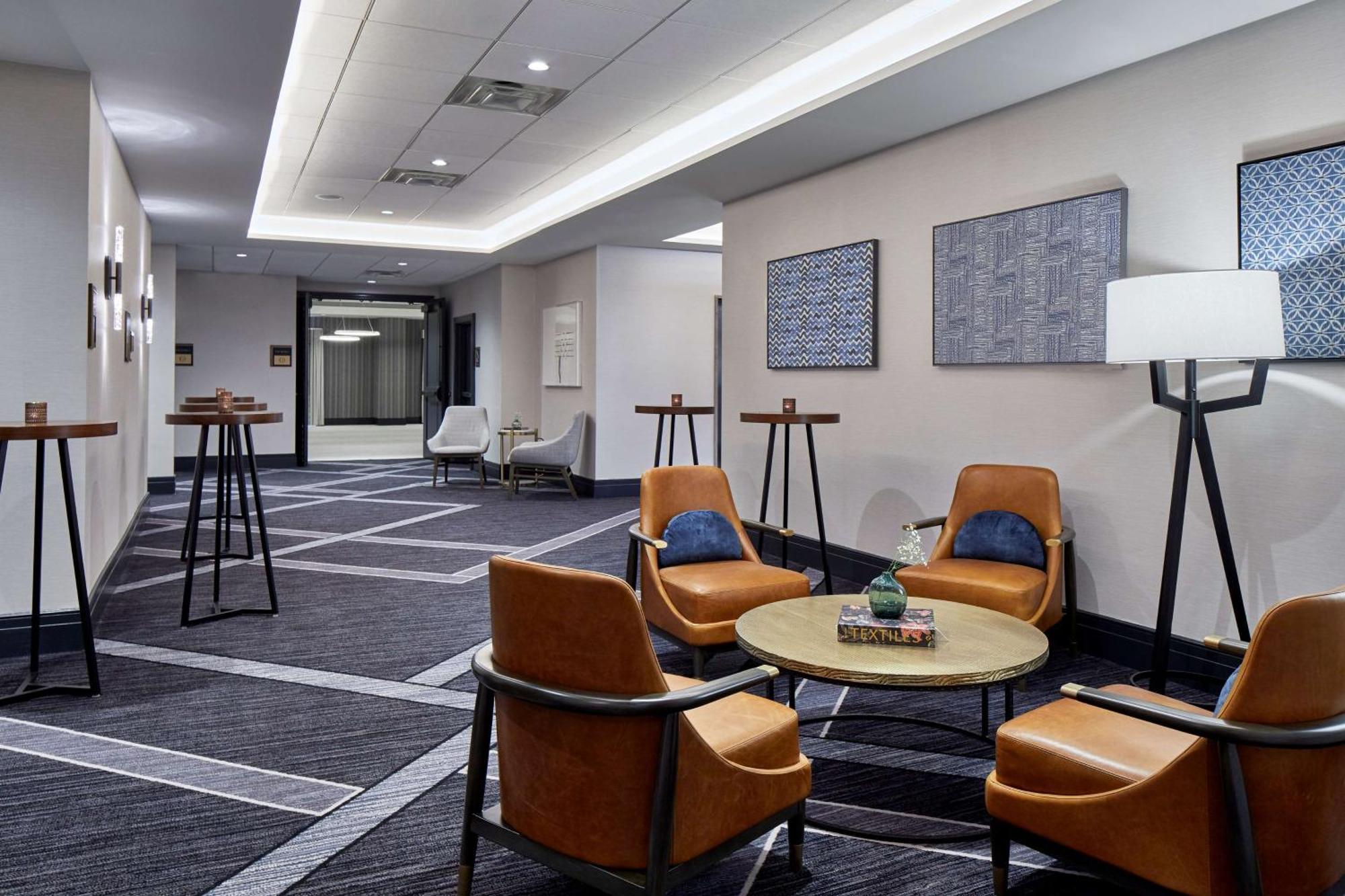 Cumberland House Knoxville, Tapestry Collection By Hilton Knoxville