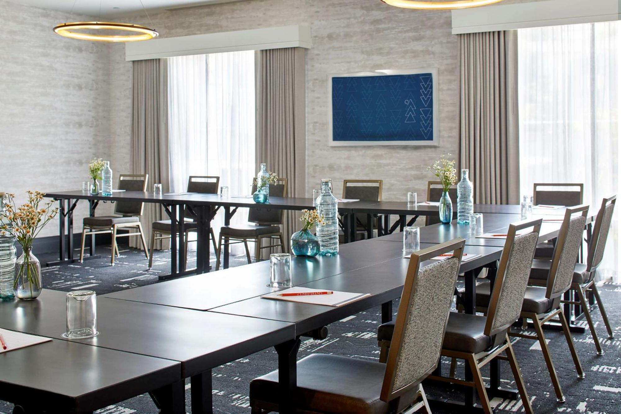 Cumberland House Knoxville, Tapestry Collection By Hilton