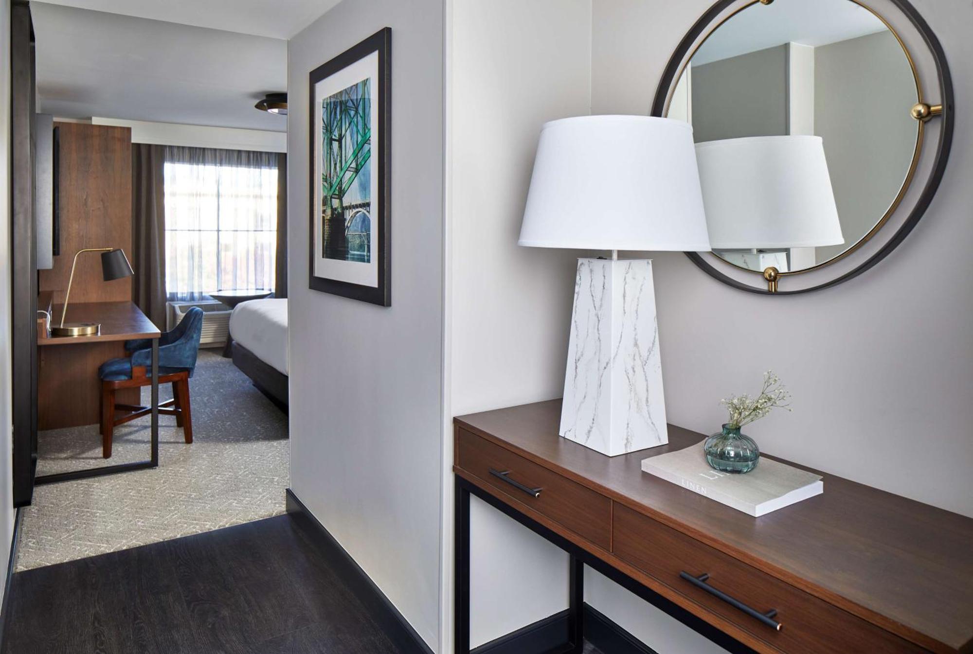 Cumberland House Knoxville, Tapestry Collection By Hilton 4*