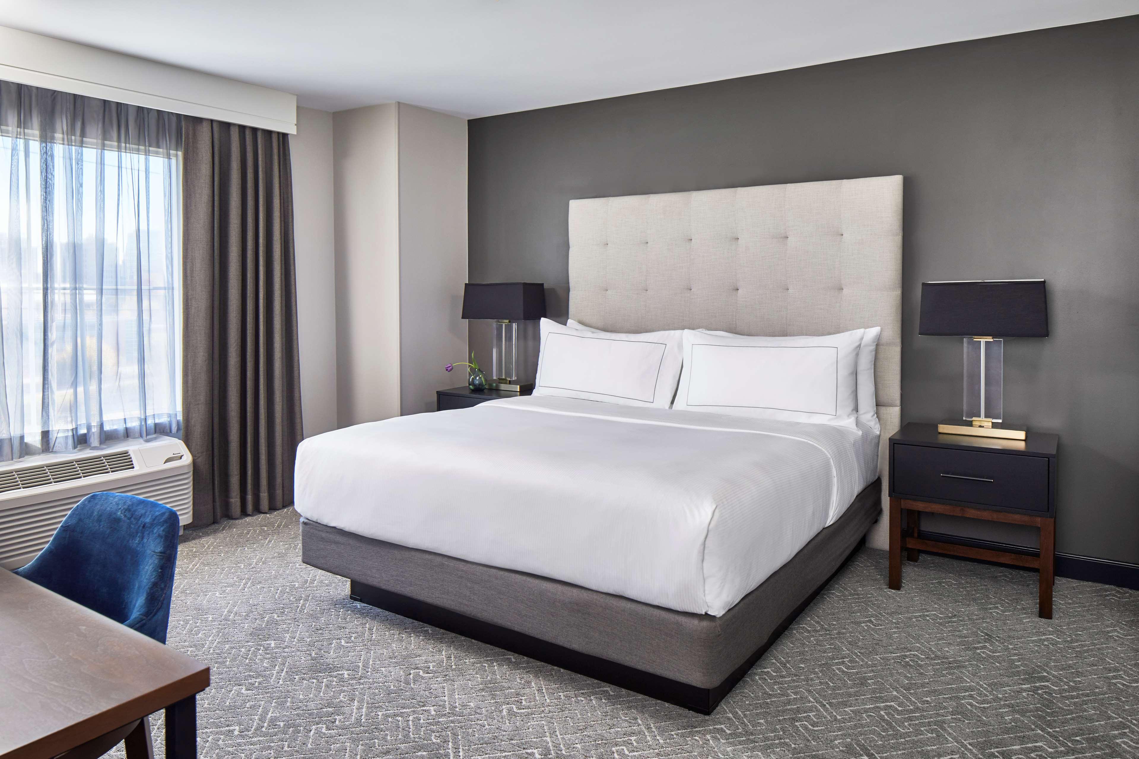 Hotel Cumberland House Knoxville, Tapestry Collection By Hilton 4*